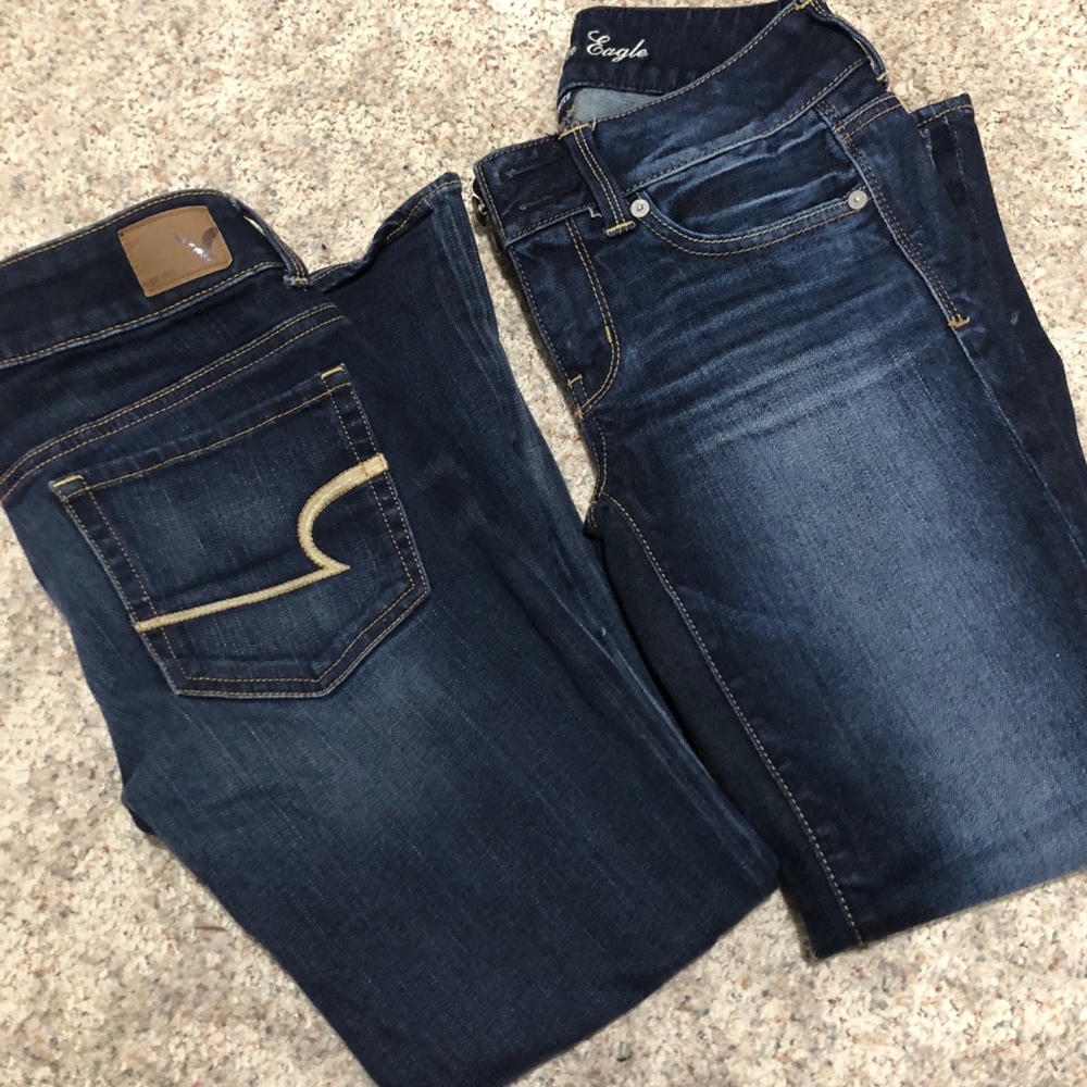 American Eagle size 2 artist style cropped jeans